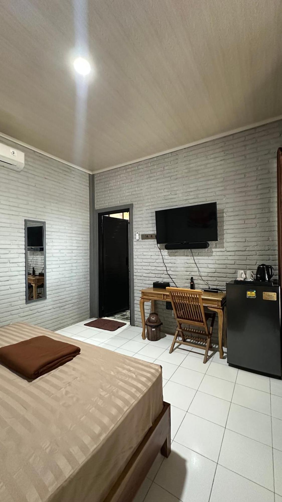 G Beach Hotel Grajagan Exterior photo